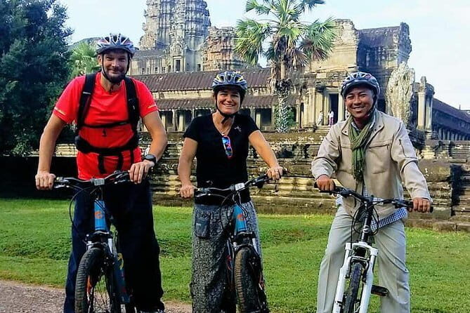 1-Day Angkor Wat Cycling Tour: Scenic Bike Adventure in Siem Reap - Key points at a glance