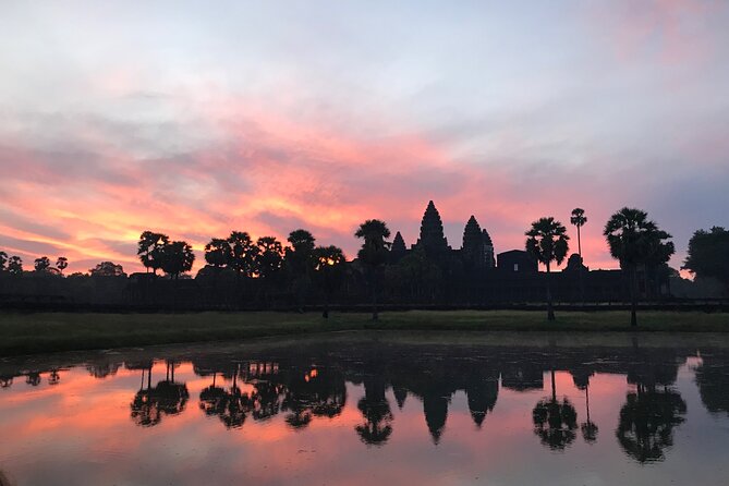 1 Day | Angkor Wat Sunrise with Small Tour - Angkor Thom: 30 minutes that still has real impact
