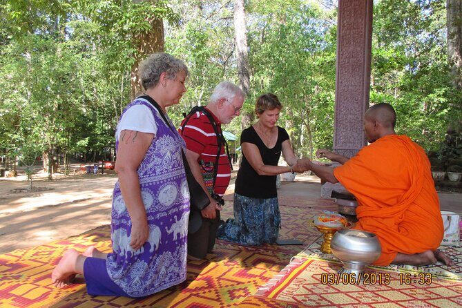 1-Day private Angkor Temple Tour with Sun Rise by Tuk Tuk from Siem Reap - Phimeanakas and Ta Prohm: closing the loop with atmosphere