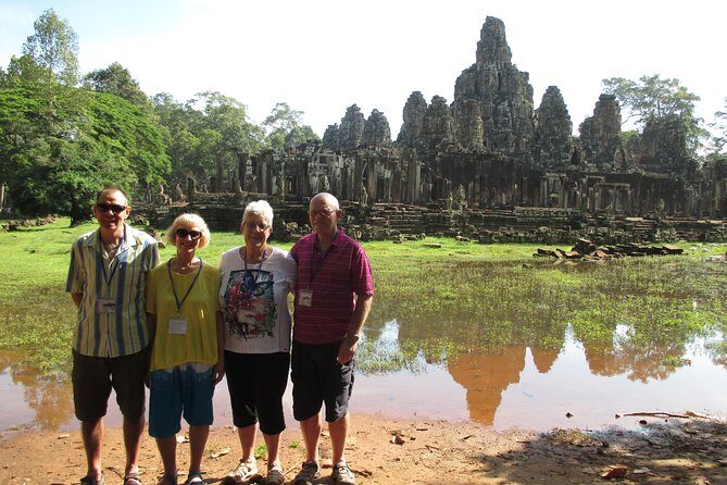 1-Day private Angkor Temple Tour with Sun Rise by Tuk Tuk from Siem Reap - Walking, clothes, and how to work with your guide all day