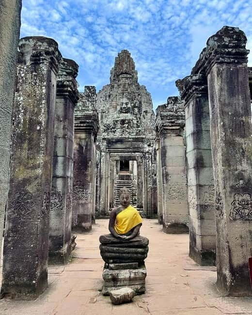 1-Day Trip to Angkor Wat with a Private or Shared Guide in Spanish - Price and value: what $40 really buys you