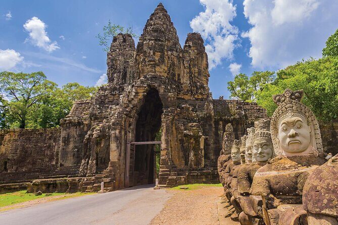13 Days Private Tour to Cambodia, Angkor Wat and Vietnam - Hoi An: Old Town Walking, Cyclo Sights, and River Time