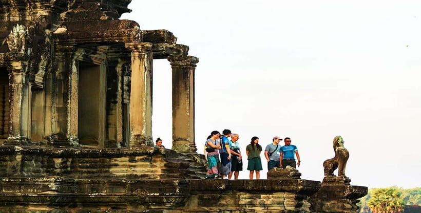 2-Day: Angkor Temple Treasures and Unique Floating Lifestyle - Why this 2-day Angkor Thom and Tonle Sap combo makes sense
