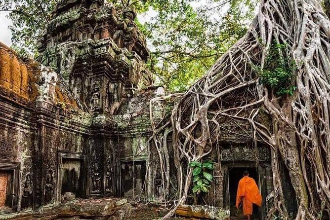 2-Day Angkor Wat Sunrise tour, Banteay Srei & Tonle Sap lake - Chasing Angkor Wat sunrise, starting before the sun