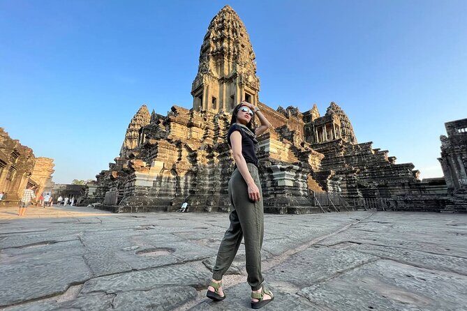 2-Day Angkor Wat Tour with Banteay Srei and Floating Village - What to pack (so the day doesn’t pack you)