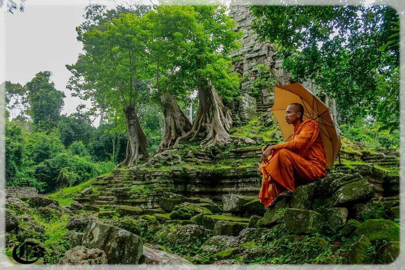 2-Day Angkor Wat With Small, Big Circuit & Banteay Srei Tour - Pickup and timing: what your mornings and afternoons feel like