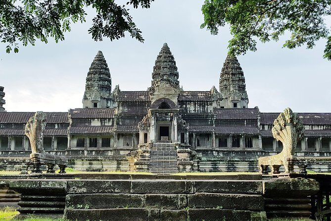 2 Day private tour: Small tour, Big tour, sunrise and sunset,floating village. - Comfort details you’ll feel on temple days