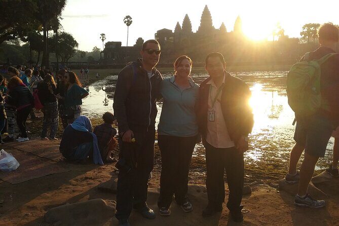 2-Day tour with sunrise - Day 1: Angkor Archaeological Park with ticket time and a relaxed first-temple day