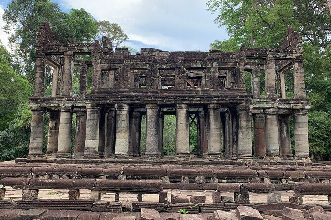 2 Days Angkor temples with Sunrise & Sunset - Day 1 temple marathon: Prasat Kravan to Phnom Bakheng
