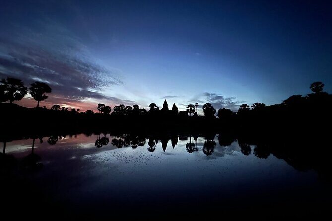 2 Days Exclusive Temple Highlights with Sunset and Sunrise Tour - Day 2 sunrise at Angkor Wat and the jungle-to-capital arc