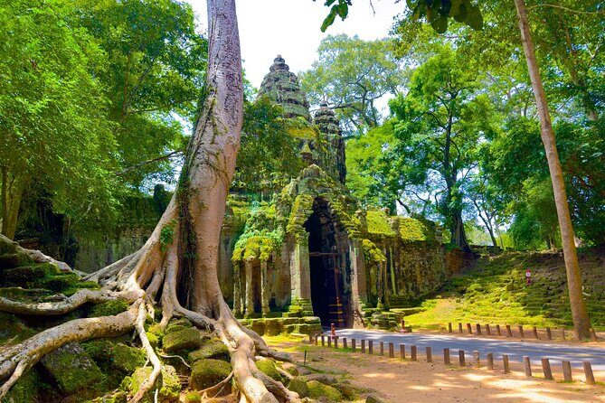 2 Days Exclusive Temple Highlights with Sunset and Sunrise Tour - Comfort and heat management: AC van, water, towels, and bathroom breaks