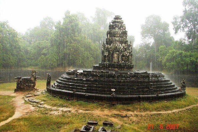 2days Explore Angkor wat Small Tour & Big Tour + Banteay Srei (Private tour) - Temple tickets: how to plan so you’re not stuck outside