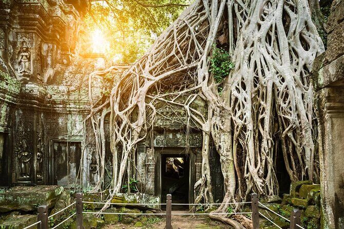 2days Explore Angkor wat Small Tour & Big Tour + Banteay Srei (Private tour) - Should you book this 2-day Angkor Thom + Banteay Srei tour?