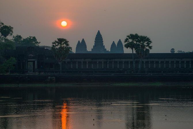 3-Day Angkor Wat & All Interesting Major Temples & Kulen Mount Waterfall - Artisans Angkor and Psar Chaa: craft work and a local market stop