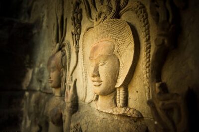 4-Day All Major Temples & Kulen mountain & Koh Ker & Beng Mealea - Angkor Thom: Victory Gate to Bayon’s face-towers