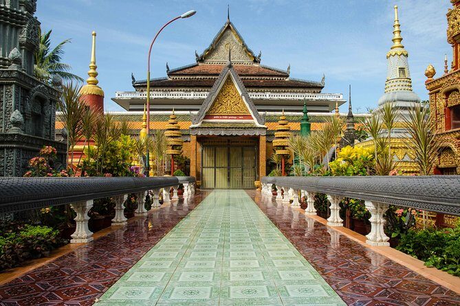 4-Day Tour from Siem Reap to Phnom Penh - Getting from Siem Reap to Phnom Penh without losing a day