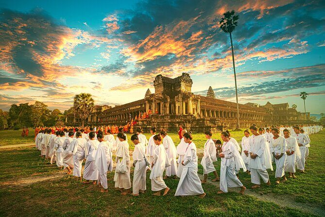 7-must See Temples in Angkor Park (Private Guided Tour) - Angkor Wat Sunrise: Where the Day Starts (and Why It Matters)