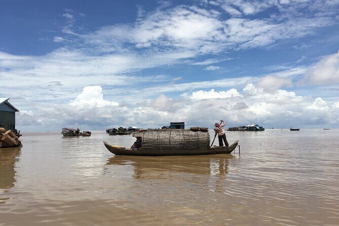A day Trip Sightseeing Phnom Penh - Siem Reap - Private English Speaking Driver - Kampong Kleang on Tonle Sap: stilted houses and the lake vibe