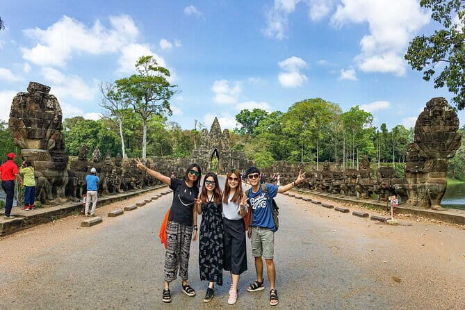 A Day Trip to Angkor Wat, Bayon, Taprohm from Phnom Penh - Key things that make this day trip work