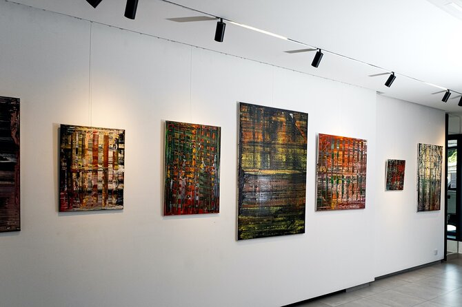 An Afternoon of Contemporary Art in Phnom Penh by Tuk Tuk - Independence Monument finish: the garden speakeasy cocktail and photo exhibit