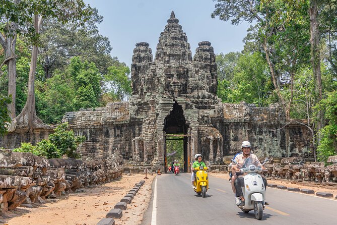 Angkor Adventure Vespa Tour / Tuk Tuk or Car - Angkor Wat Morning: Timing, Symbolism, and Photo Stops