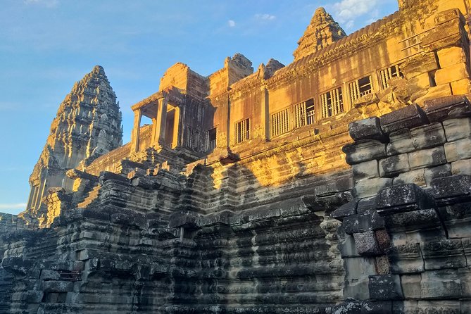 Angkor Discovery 2-Days Of Private Tour - Getting to the temples: pickup, air-conditioning, and an early start
