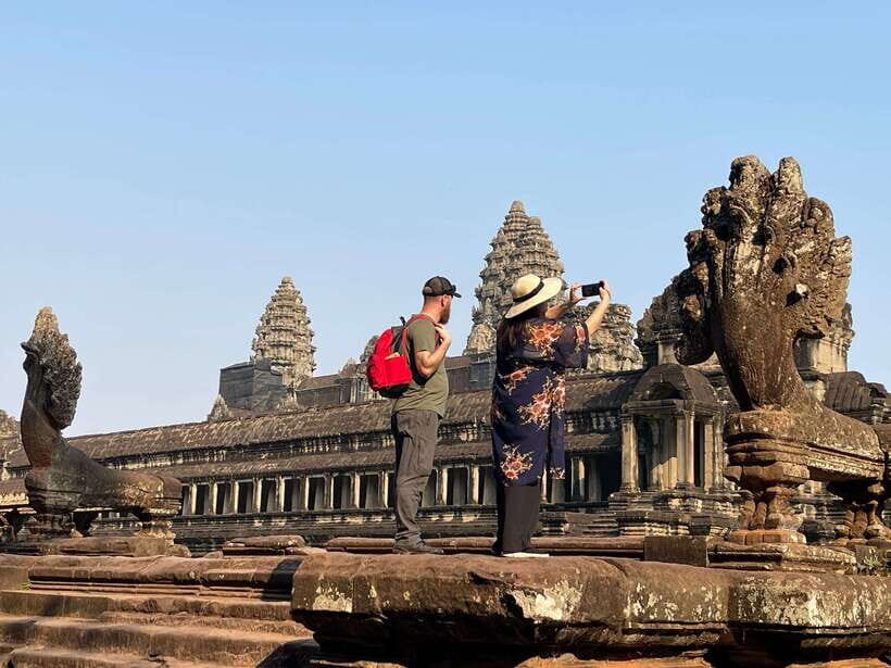 Angkor Highlights and Sunset Tour - Phnom Bakheng for sunset: the final climb and the payoff view