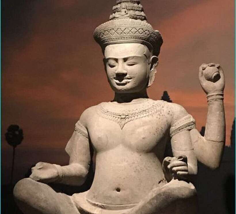Angkor National Museum Ticket with Tuk-Tuk Pick-Up - Architecture lessons from Angkor Wat and Angkor Thom eras