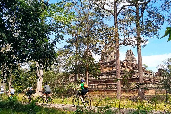 Angkor Sunrise Bike Tour - Breakfast & Lunch included - Pickup, bikes, and how the ride actually works