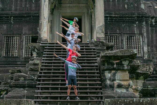 Angkor Sunrise Bike Tour / E-Bike or Tuk Tuk - Bikes, helmets, and support: how safe (and how comfortable) it feels