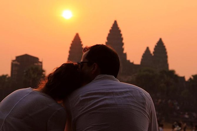 Angkor Sunrise Jeep Tour - Inclusive Breakfast & Lunch - Why a 5:00 AM Jeep Beats the Usual Angkor Rush