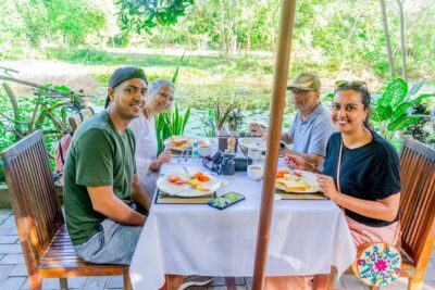 Angkor Sunrise Jeep Tour - Inclusive Breakfast & Lunch - Stop at Angkor Wat: Sunrise Viewing and Morning Temple Time