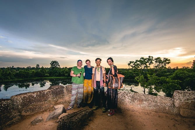Angkor Sunset & Gondola Ride By Jeep - Guide quality and the storytelling factor (August and Sorphea stand out)
