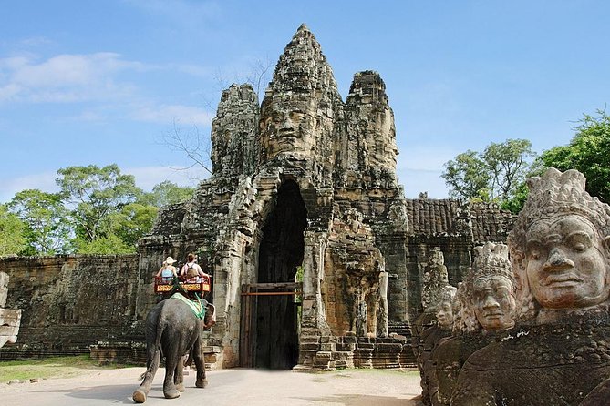 Angkor Temples Private Full-Day Tour from Siem Reap (Free Child) - Angkor Thom South Gate: your first taste of the Great City