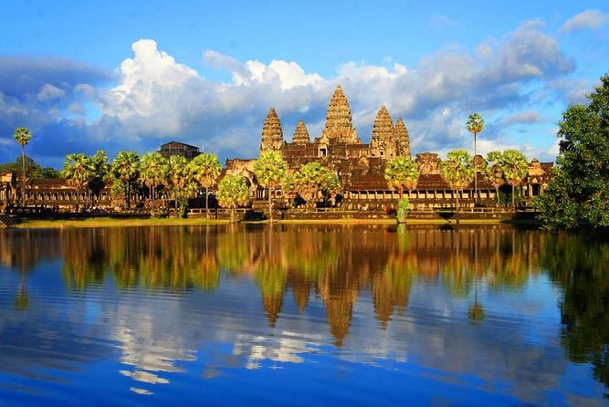 Angkor temples Tour - Entering Angkor with a plan that keeps your day from slipping