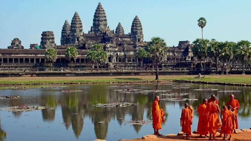 Angkor Wat: 2-Day Sunrise and Floating Village Tour - Key Highlights You’ll Feel Right Away