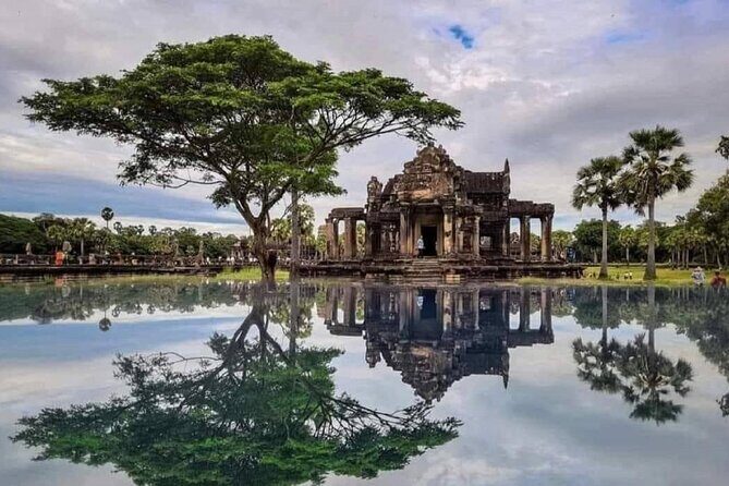Angkor wat and Small group temples Full day tours - Baphuon for about 30 minutes: shorter stop, clear payoff