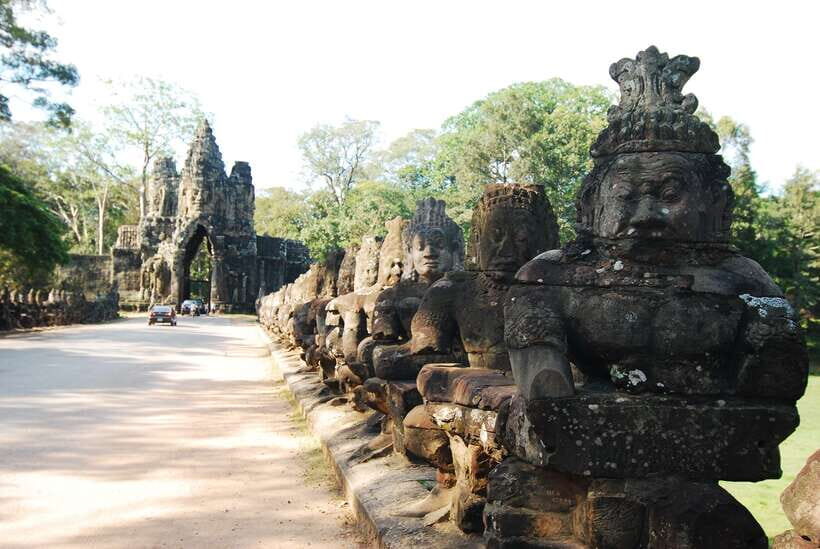 Angkor Wat Full-Day Private Tour with Sunset - Angkor Wat: the 12th-century centerpiece you’ll feel immediately