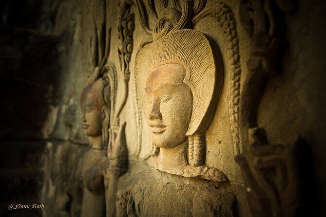 Angkor Wat Full-Day Sunrise & Sunset Private Tour All Interesting Major Temples - Phnom Bakheng at sunset: the final climb and your view plan