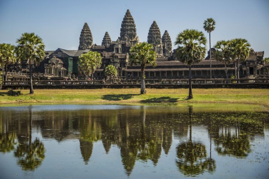 Angkor Wat in a vintage Jeep with driver - jeep rental - Vintage M151 MUTT Jeep Ride to Angkor: What Makes It Different