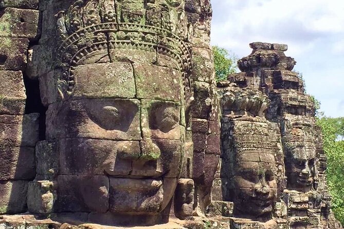 Angkor Wat one Day Private Tour for All Highlight Angkor Temples - Sunset at Phnom Bakheng: great views, plus a real-world check