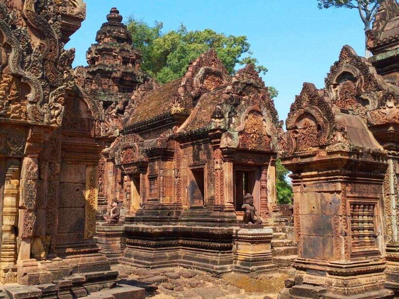 Angkor Wat, Small Circuit Private Tour with Banteay Srei - Key highlights at a glance