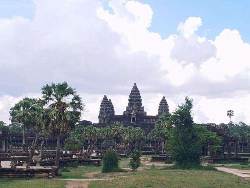 Angkor Wat, Small Circuit Private Tour with Banteay Srei - The heat-friendly lunch break that keeps the day on track