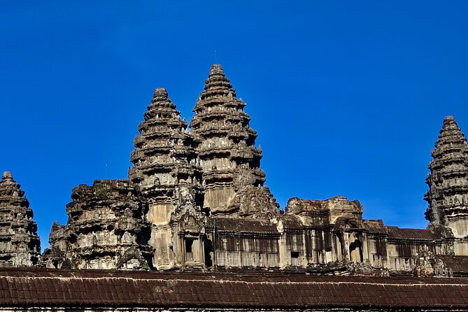 Angkor Wat Small Circuit & Sunset Tour - Angkor Thom via Victory Gate: optional spots and the sunset finish