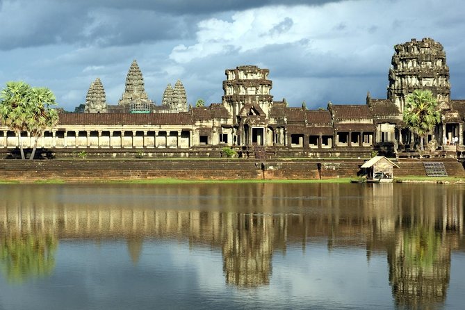 Angkor Wat Small-Group Exploration with Expert Guide - Hotel pickup to Angkor Wat: getting started the smart way