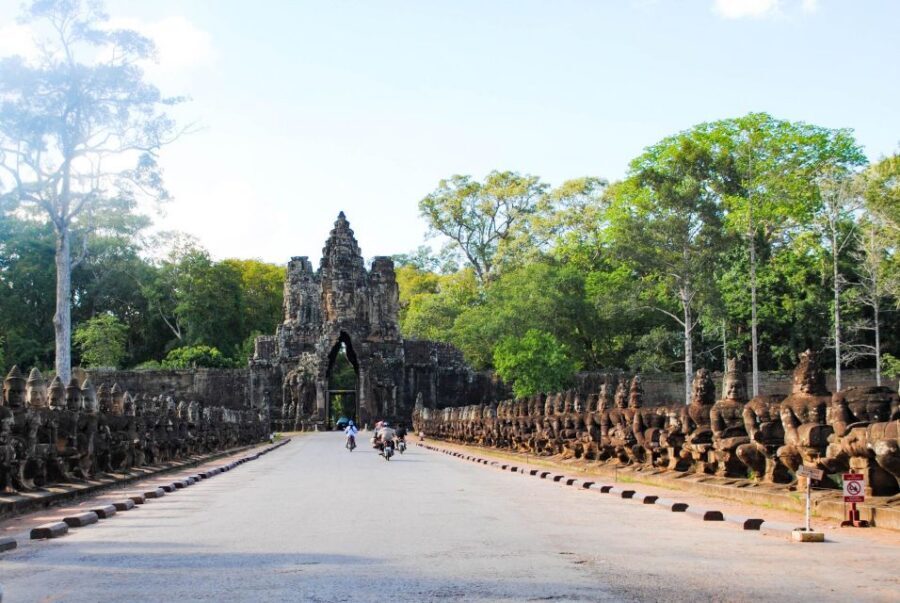 Angkor Wat Small Tour With Private Tuk Tuk - Who this tour is best for