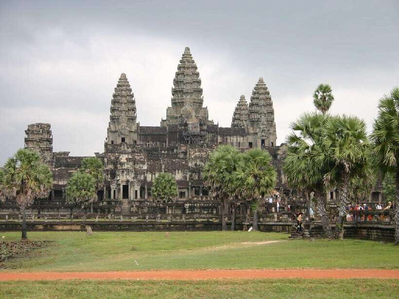 Angkor Wat Small Tour With Private Tuk Tuk - Price and logistics you can actually plan around