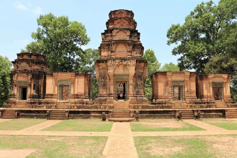 Angkor Wat: Sunrise 2.5 Days Temples & Tonle Sap-Small Group - Day 3: Tonle Sap and the Kampong Phluk flooded forest boat trip