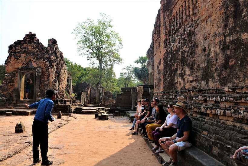 Angkor Wat: Sunrise 2.5 Days Temples & Tonle Sap-Small Group - Guides and drivers: the difference between “seeing” and getting it
