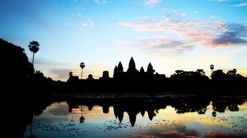 Angkor Wat: Sunrise 2.5 Days with Tonle Sap Lake Tour - Why the Angkor Wat sunrise and Bakheng sunset hit harder than daytime